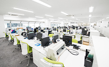 移転入居に伴うオフィスレイアウト設計及び施工